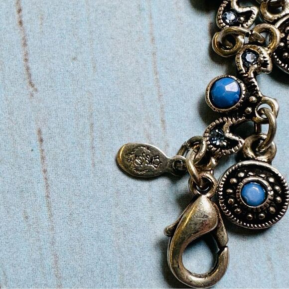 Premier Designs Silver Blue Dangle Bracelet - Picture 2 of 2